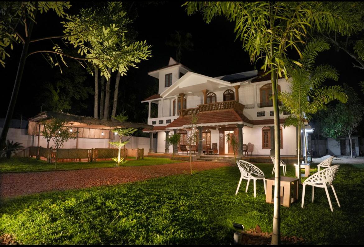 Marari Casa De Victoria Bed & Breakfast Alappuzha ภายนอก รูปภาพ