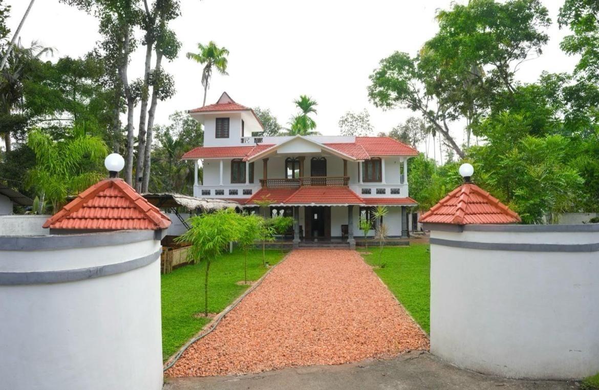 Marari Casa De Victoria Bed & Breakfast Alappuzha ภายนอก รูปภาพ